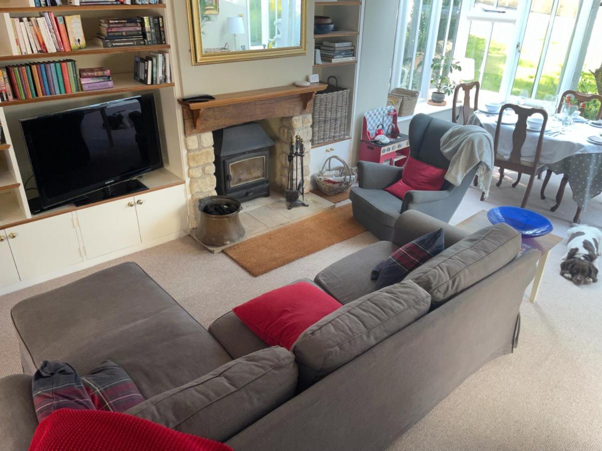 Gorgeous Country Cottage On Outskirts Of Bath With Wood Fired Hot Tub Midford Extérieur photo
