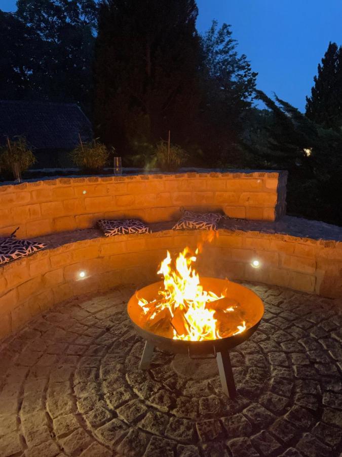 Gorgeous Country Cottage On Outskirts Of Bath With Wood Fired Hot Tub Midford Extérieur photo